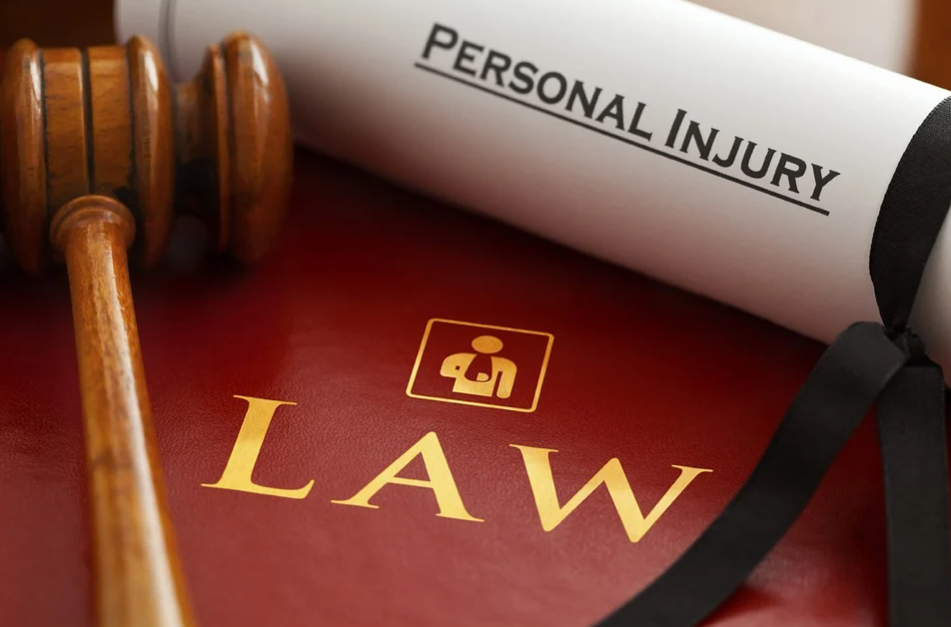 Things to Consider When Hiring a Personal Injury Lawyer